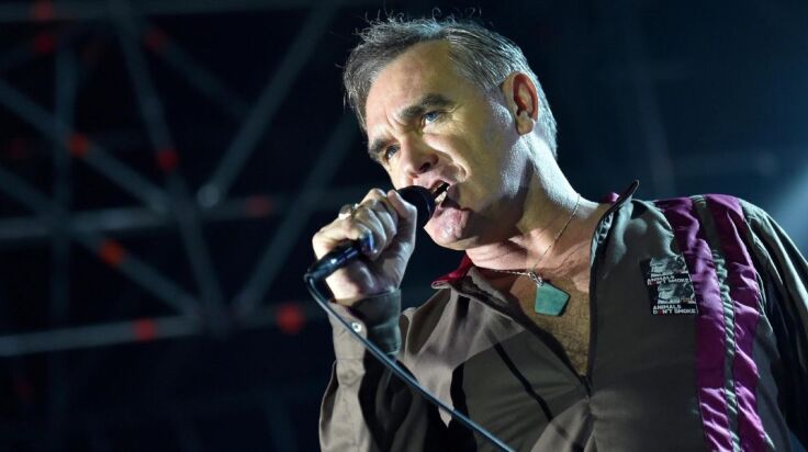 Ο Morrissey κινεί νομικές διαδικασίες κατά τρολ που συκοφαντεί τον ίδιο και την οικογένειά του επί δεκαετίες - Συστηματική σπίλωση και επιστολές στο σπίτι του