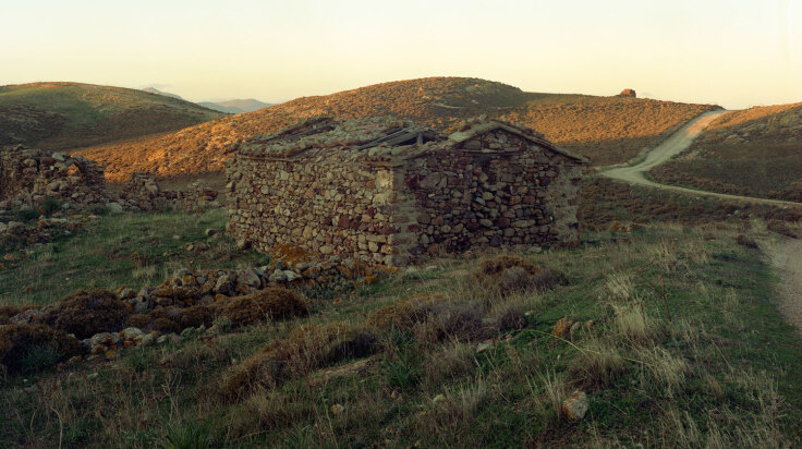 https://www.athensvoice.gr/images/736x412/jpg/files/2026-10-22/chorography-06.jpg
