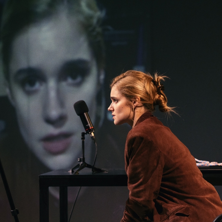 Girls & Boys του Dennis Kelly στο Θέατρο Βασιλάκου