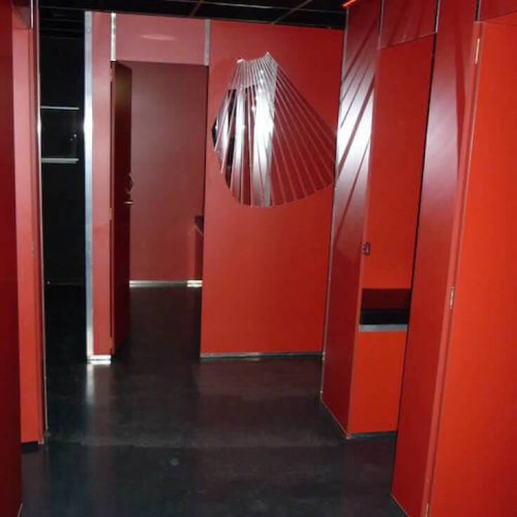 attraxx-athens-cubicles.jpg