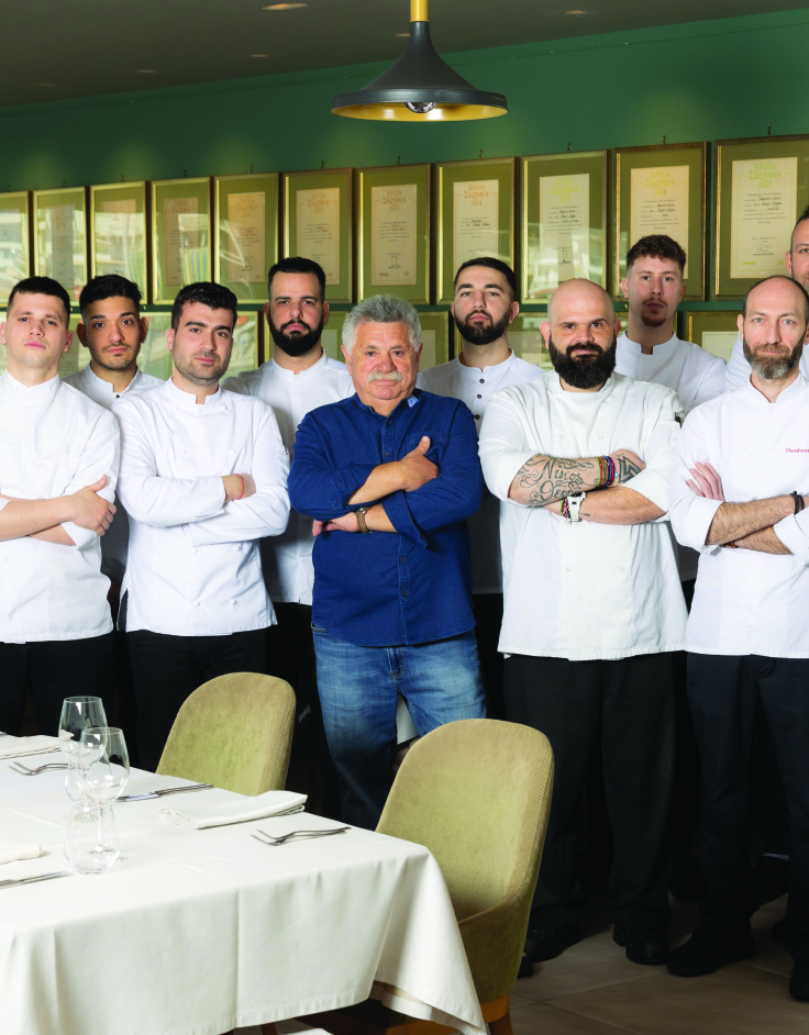 Varoulko Seaside, δημιουργική ψαροφαγία με την υπογραφή του σεφ Λευτέρη Λαζάρου