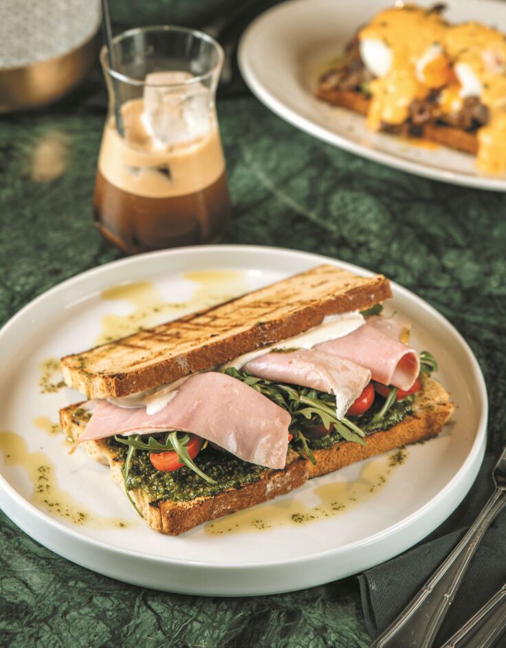 Tolis Sweets n' Eats