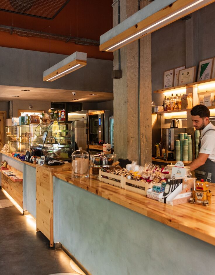 Eighteen Screen Coffee Roastery