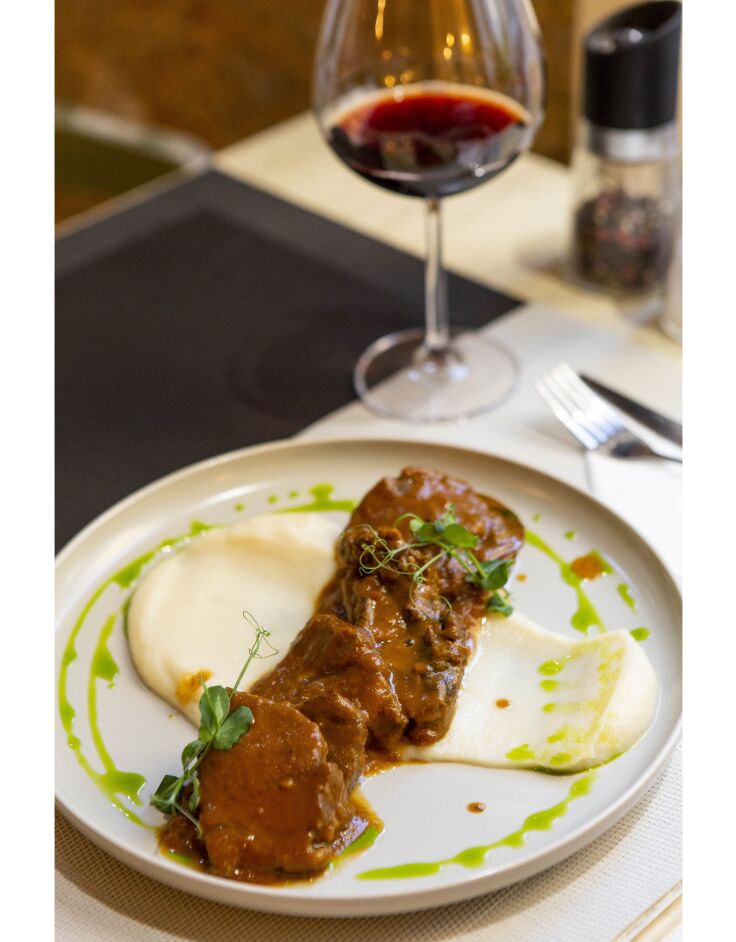 Retro Gastro Funky Taverna