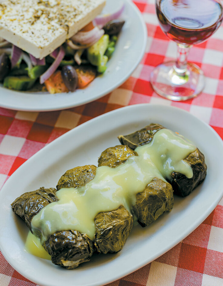 Κισσός, η ταβέρνα που ξυπνά μνήμες από κυριακάτικα οικογενειακά τραπέζια