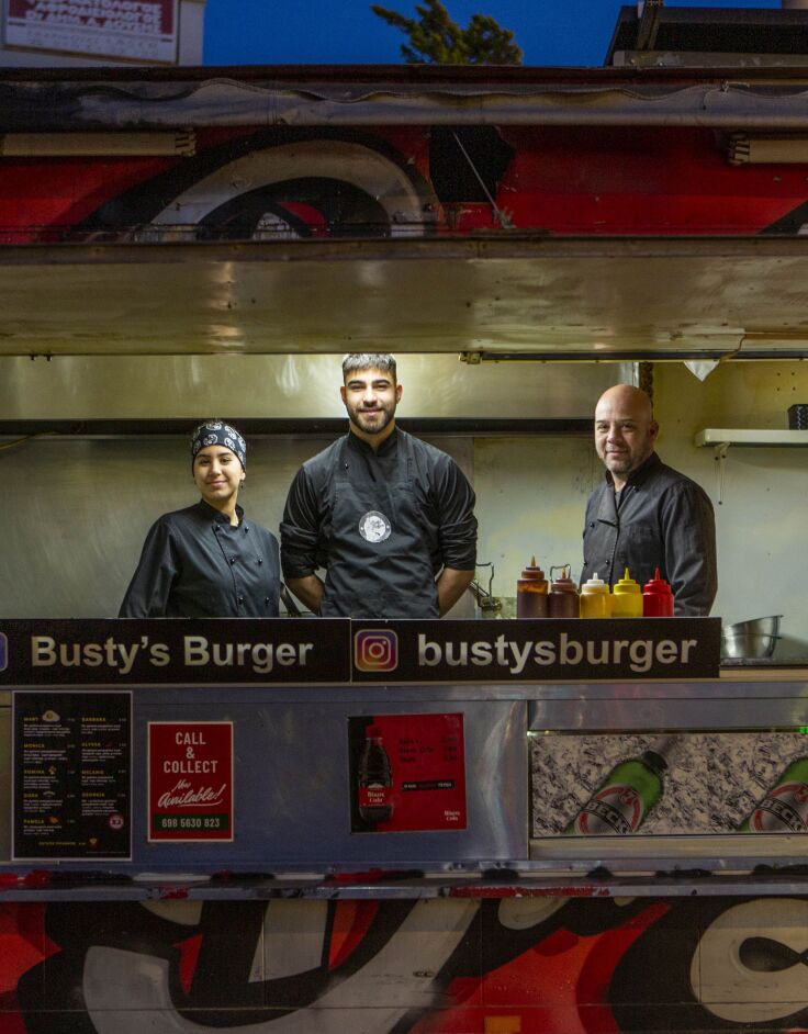 Busty’s Burger 