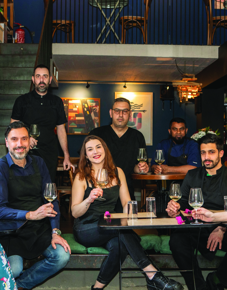 Kiki de Grèce: Το αγαπημένο wine bistro στην Ηπίτου γίνεται 10!