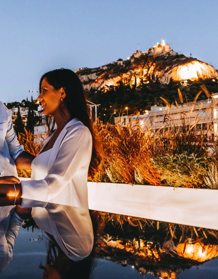 ATHENS FLAIR: Ένα μαγικό roof garden στη σκιά του Λυκαβηττού