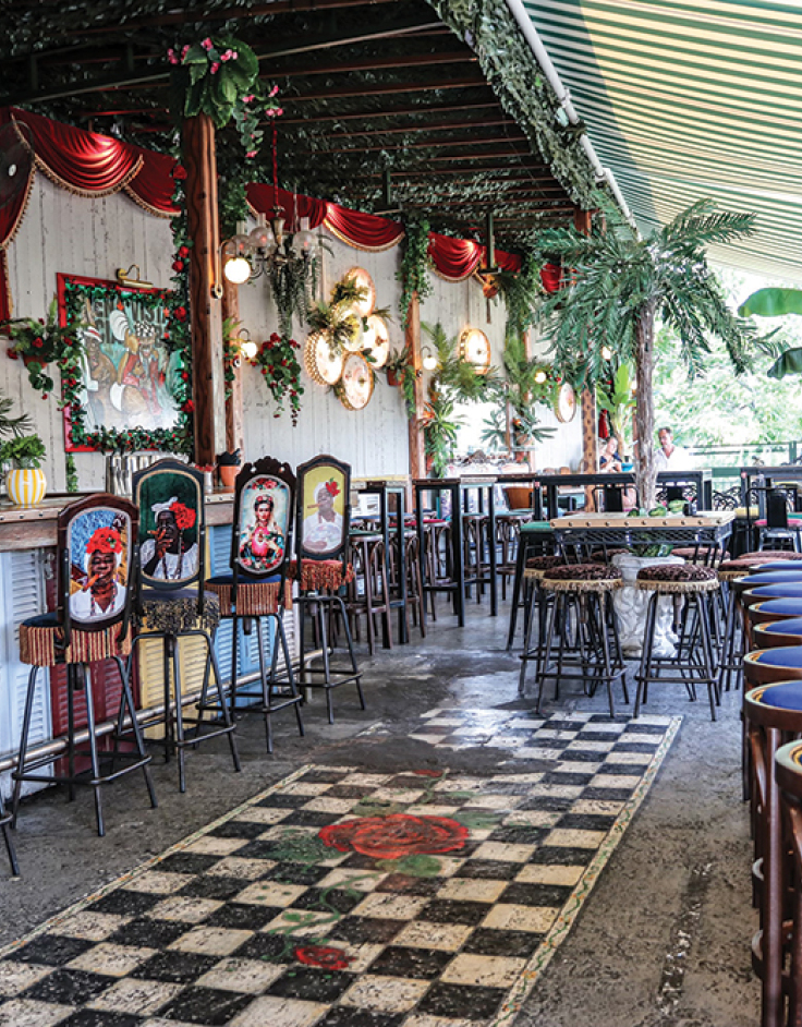 Buena Vista Social Bar: Αll-day πάρτι με θέα την Ακρόπολη