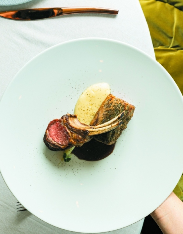 New Hotel: Στο εστιατόριο Art Lounge για μια μοναδική fine comfort εμπειρία με θέα όλη την πόλη