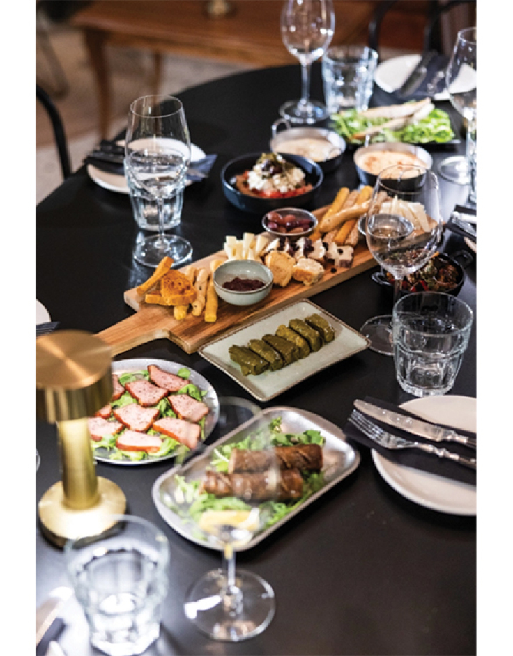 Niotena: Το σύγχρονο ελληνικό μπιστρό της Νέας Σμύρνης