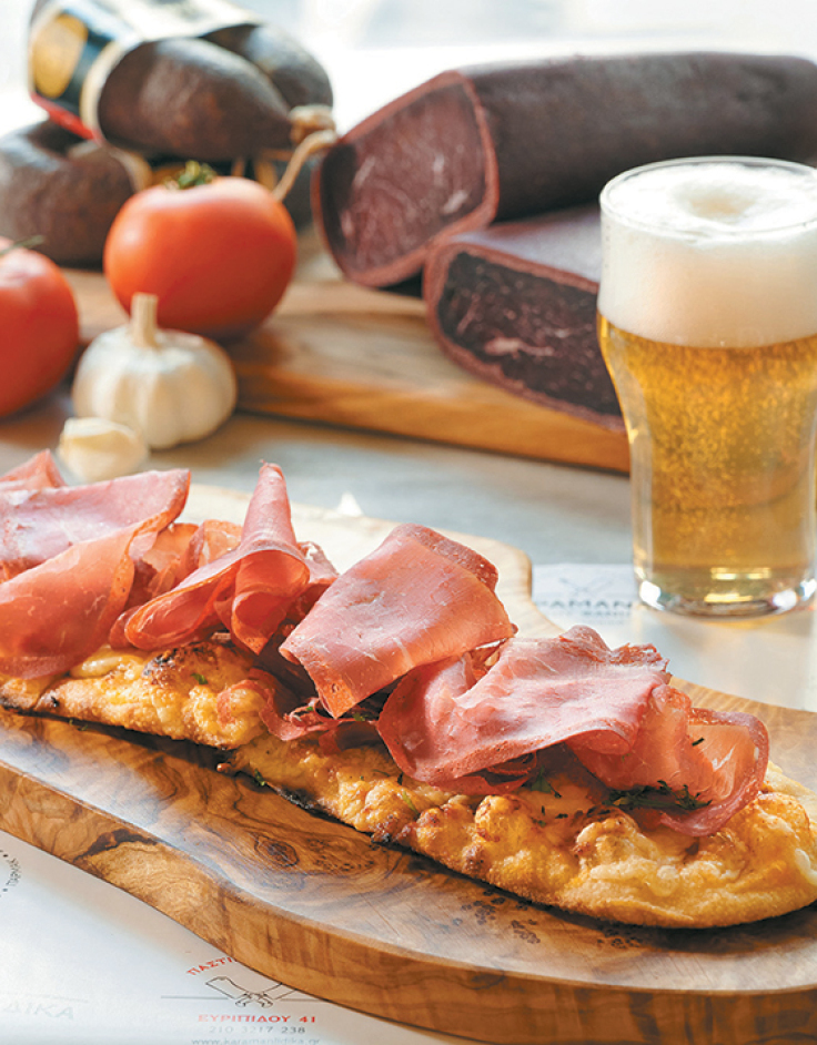 Τα Καραμανλίδικα του Φάνη: Ένας θησαυρός γεύσεων από όλη την Ελλάδα