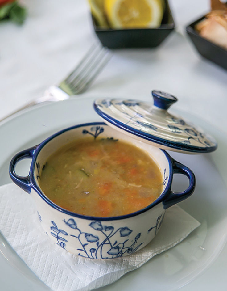 Θαλασσινός: Η θρυλική ψαροταβέρνα στις Τζιτζιφιές