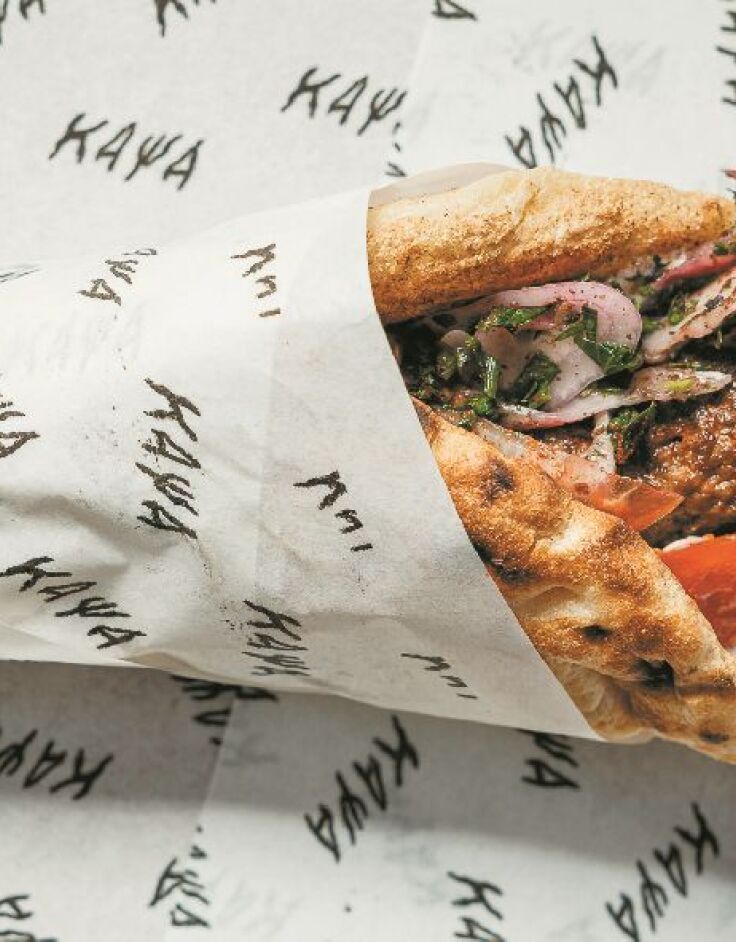 Κάψα: Χειροποίητα σουβλάκια από τον Χριστόφορο Πέσκια