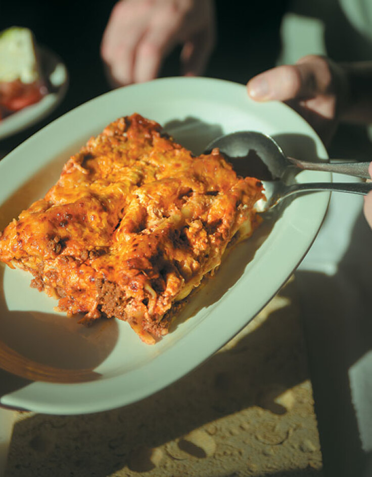 Ταβέρνα Μπάμπης: Η παράδοση της ελληνικής κουζίνας με ιστορία από το 1967