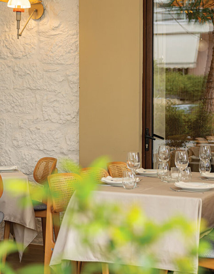 ΦΙΣ Fish & Drinks: Τέλεια ψαροφαγία και ατέλειωτα γλέντια