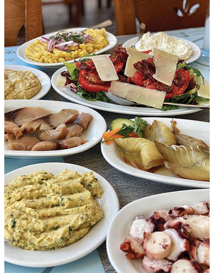 Καραβίδας: Εκλεκτά ψάρια και θαλασσινά