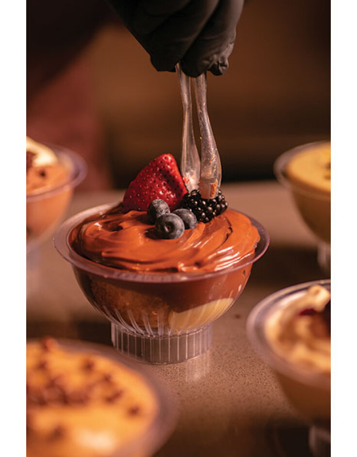 Choureal: Το tailor made προφιτερόλ που αγαπήσαμε