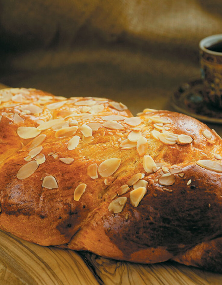 Baklavas: Πολίτικα γλυκά που μοσχομυρίζουν βούτυρο και τέλεια τσουρέκια