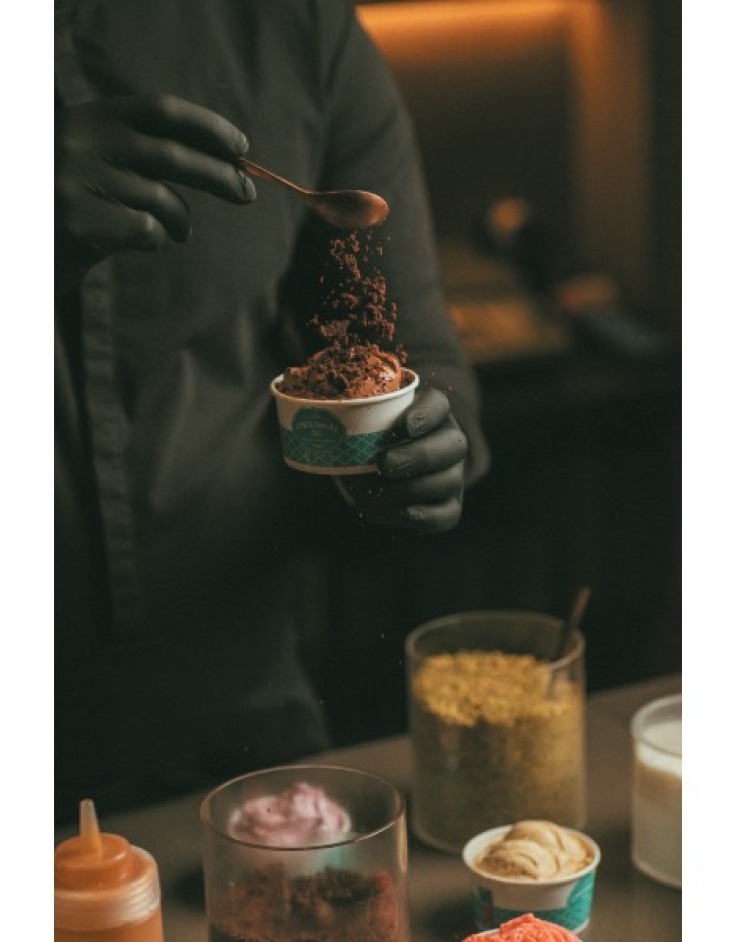 Choureal: Το κορυφαίο προφιτερόλ κάνει «απόβαση» και στη Γλυφάδα