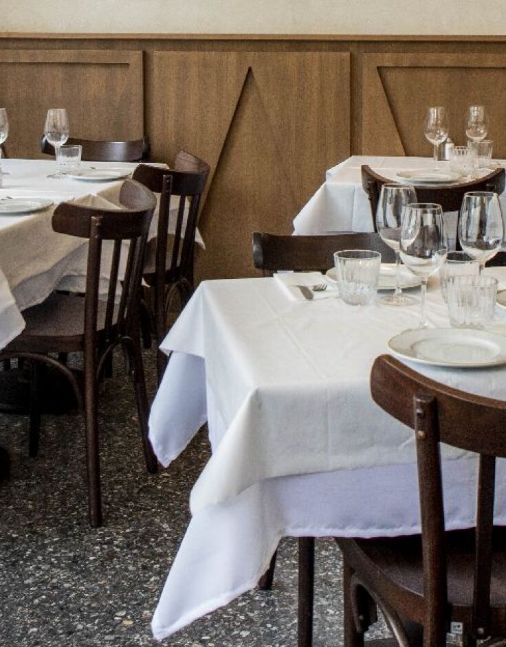 Δώδεκα Πιάτα