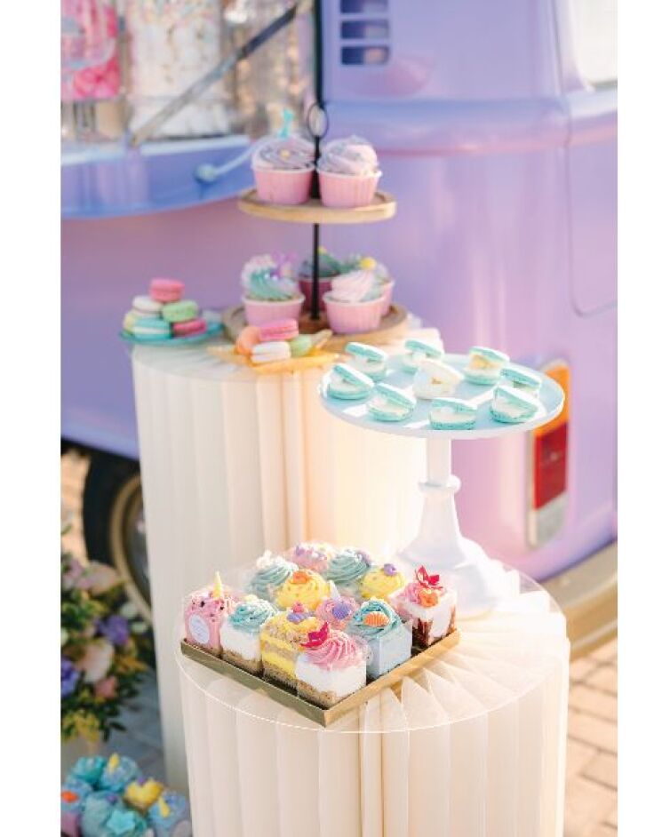 Candy Van by Choux Choux