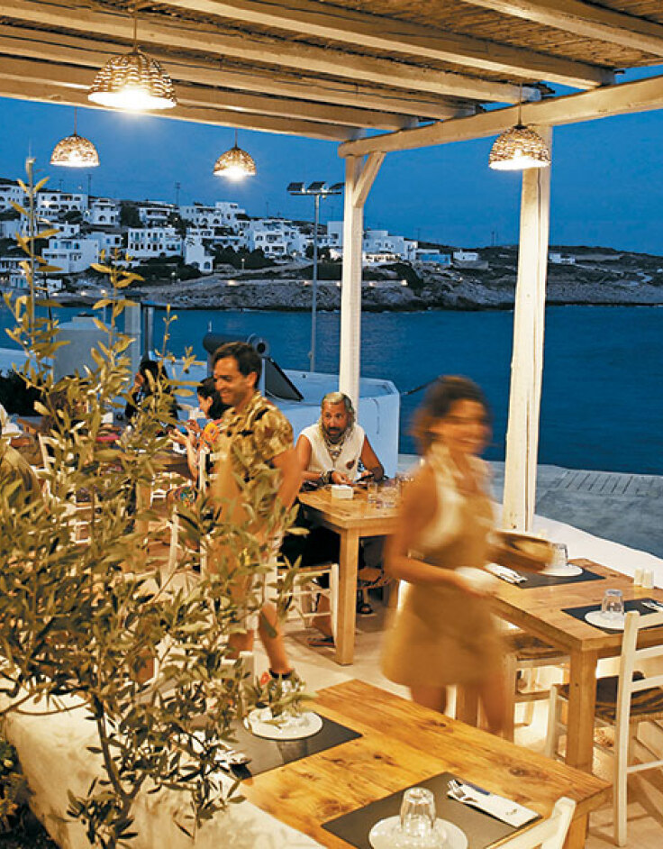 Αυλή - Δονούσα