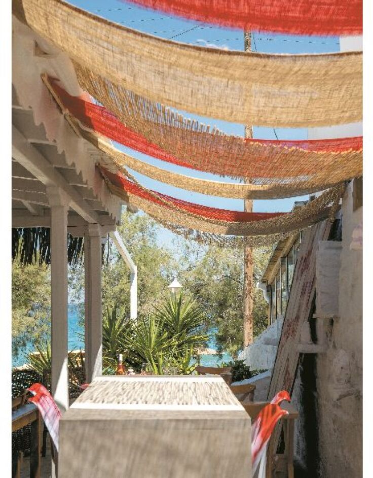 Kahuna Seaside Bar Restaurant