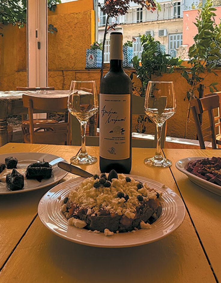 Ταβέρνα Η Λεύκα