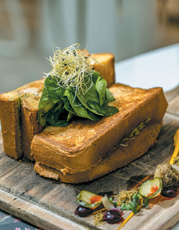 Λεύκες on the Side