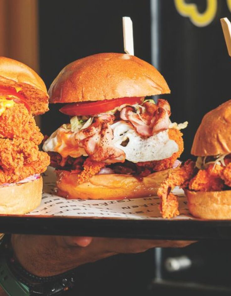 Τσίκεν The Van