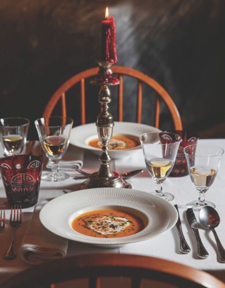 Shakespeare in Love: Λαμπερές γιορτές στο αγαπημένο στέκι του Πειραιά 