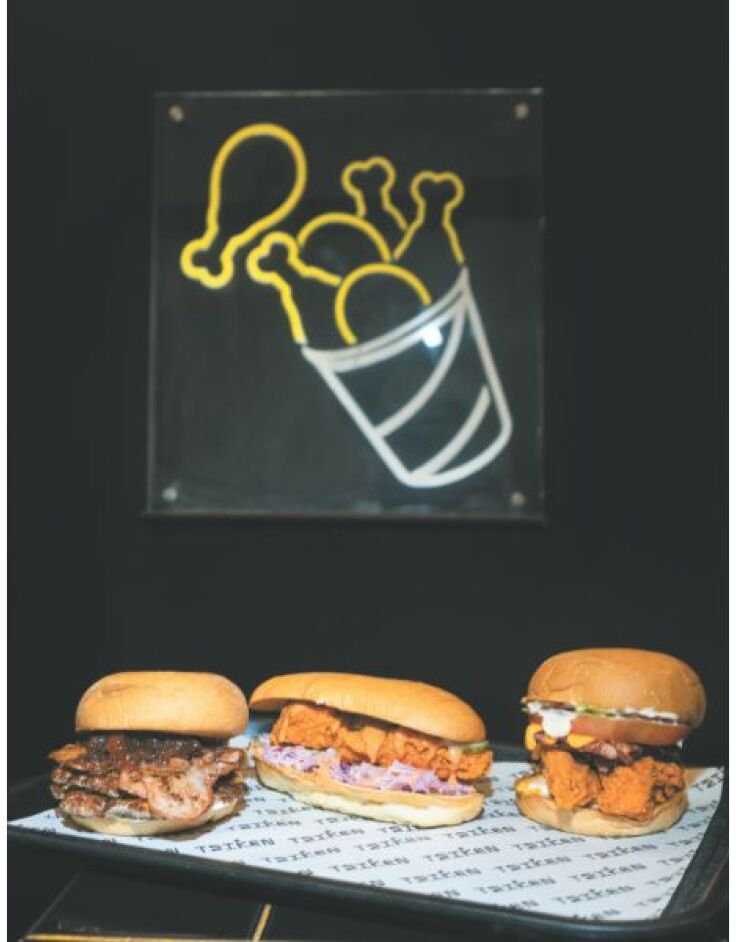 Τσίκεν The Van