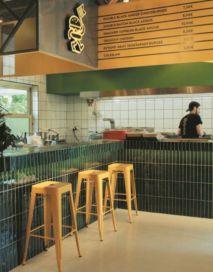 Both Burgers and Buns