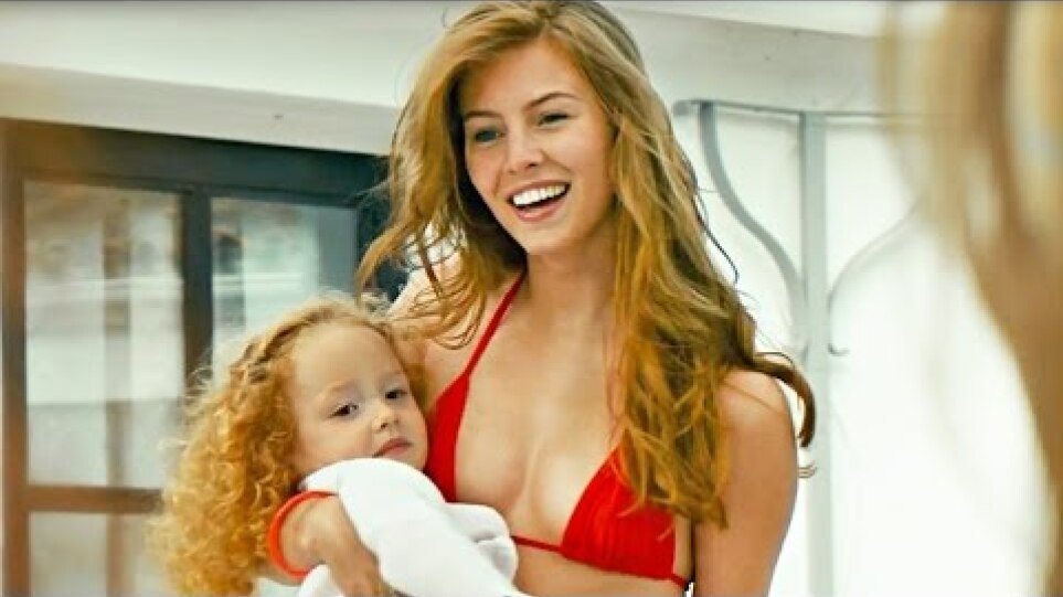 Η ΟΙΚΟΓΕΝΕΙΑ ΜΟΥ ΣΕ ΛΑΤΡΕΥΕΙ (Ma Famille T' Adore Deja) HD trailer   GR SUBS