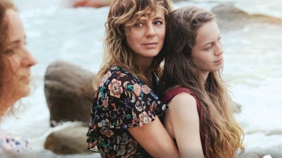 Η ΚΟΡΗ ΤΗΣ ΑΠΡΙΛ - April's Daughter Full HD Greek Trailer