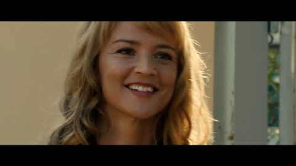 Μια αγάπη ανέφικτη (Un Amour Impossible) Επίσημο Trailer Gr subs