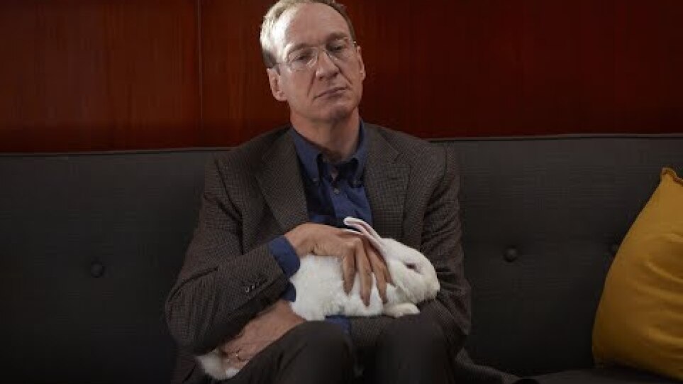 ΤΙΜΩΜΕΝΟΣ ΕΠΙΣΚΕΠΤΗΣ - Guest of Honour FULL HD Greek Trailer