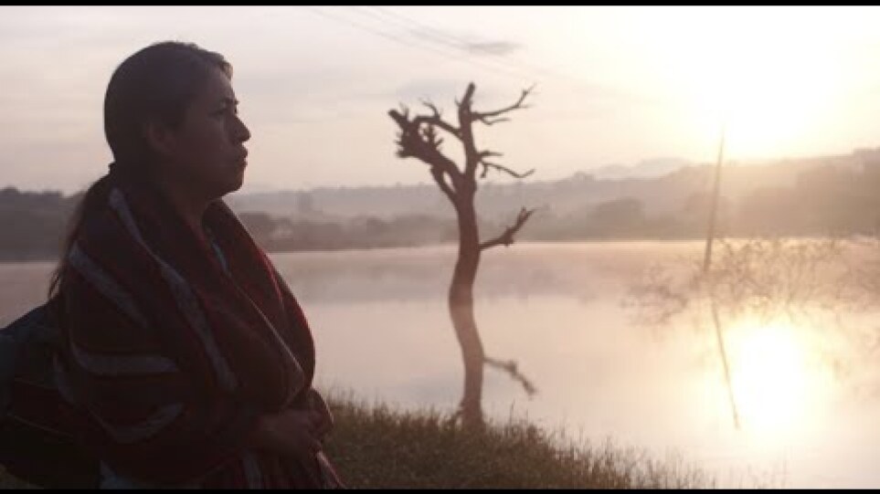 Χαρακτηριστικά Γνωρίσματα - Επίσημο Τρέιλερ