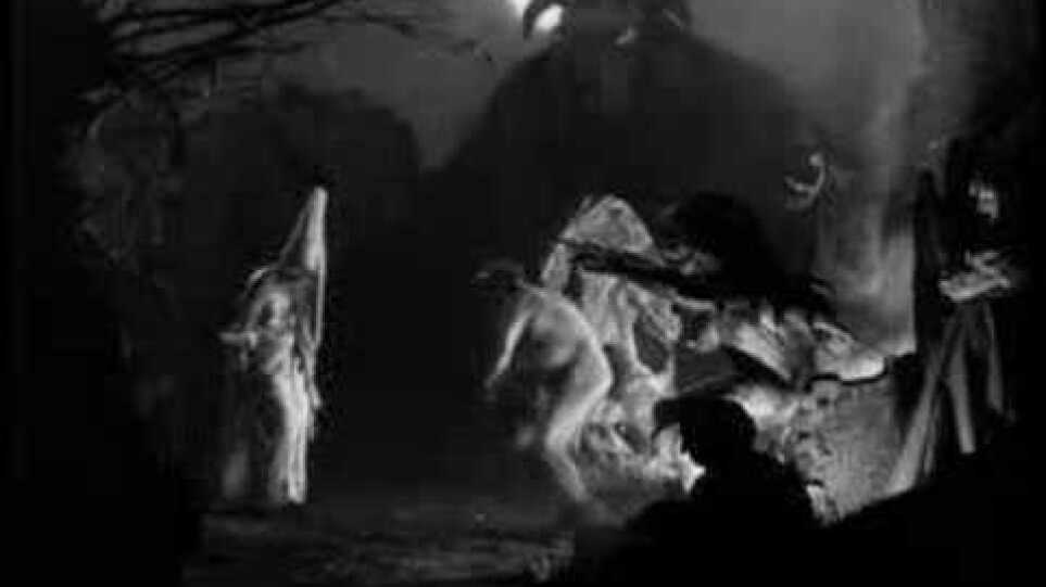 Haxan: Witchcraft Through The Ages, Black Mass