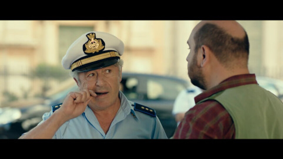 Τα παράπονα στο δήμαρχο (L'ora Legale ) Trailer FullHD Gr subs