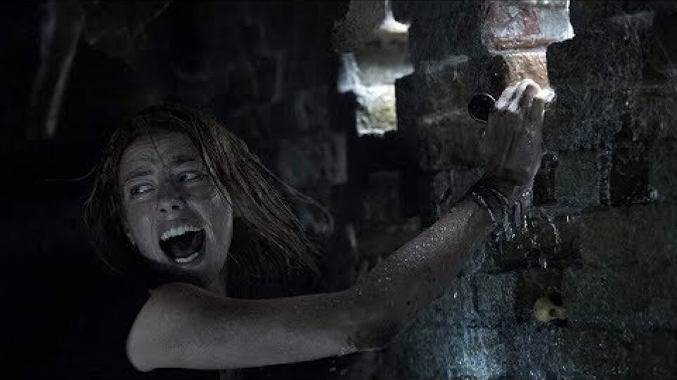 Crawl / Διαφυγή