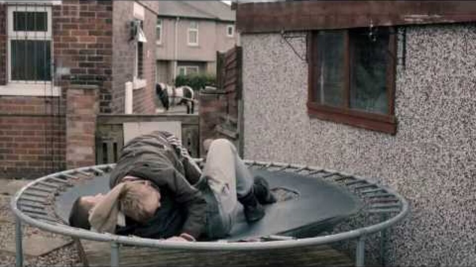 Ο ΕΓΩΙΣΤΗΣ ΓΙΓΑΝΤΑΣ The Selfish Giant Trailer