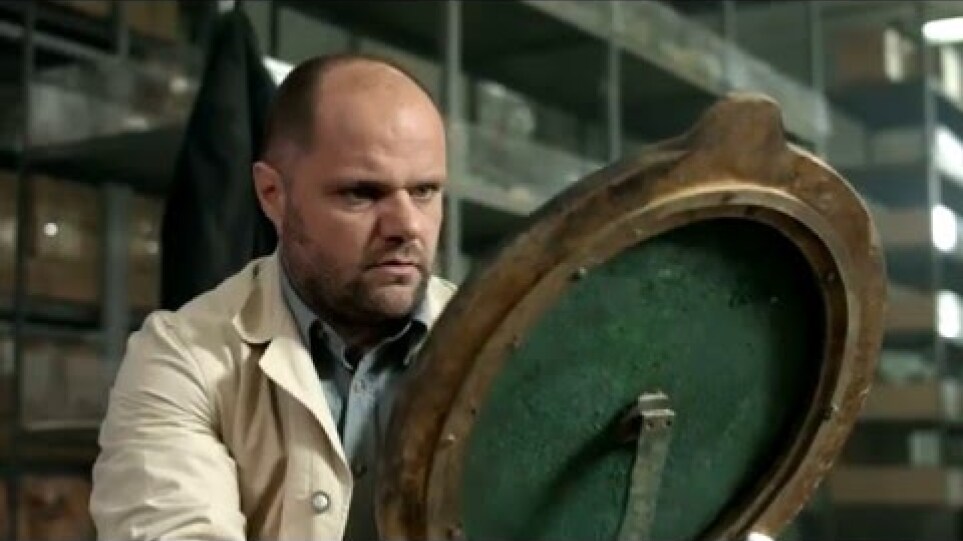 O ΜΑΓΙΚΟΣ ΚΑΘΡΕΦΤΗΣ - Official Trailer