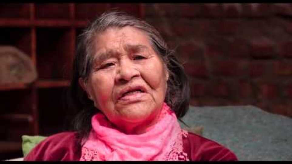 ΤΟ ΜΑΡΓΑΡΙΤΑΡΕΝΙΟ ΚΟΥΜΠΙ [El botón de nácar] GR TRAILER