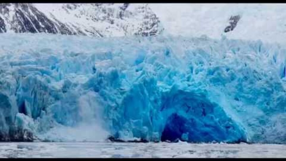 The Pearl Button / Le Bouton de nacre (2015) - Trailer (Eng Subs)