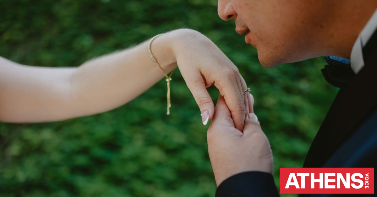 Ισπανία: Το χειροφίλημα δια της βίας συνιστά πλέον σεξουαλική επίθεση