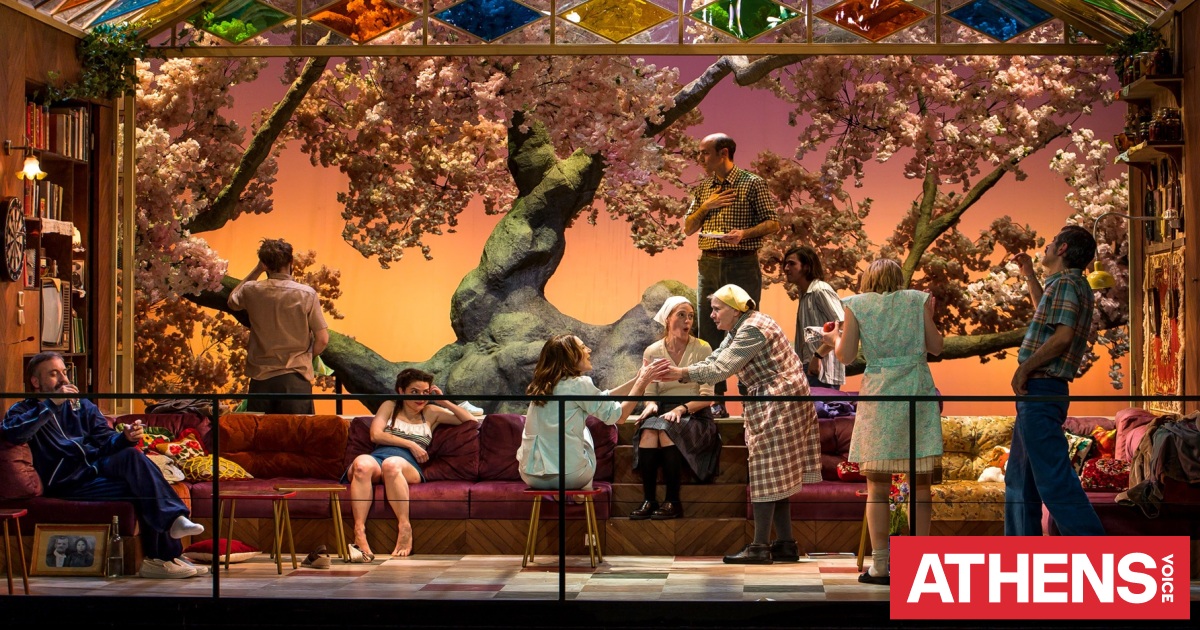 30 παραστάσεις που συνεχίζονται μετά το Πάσχα