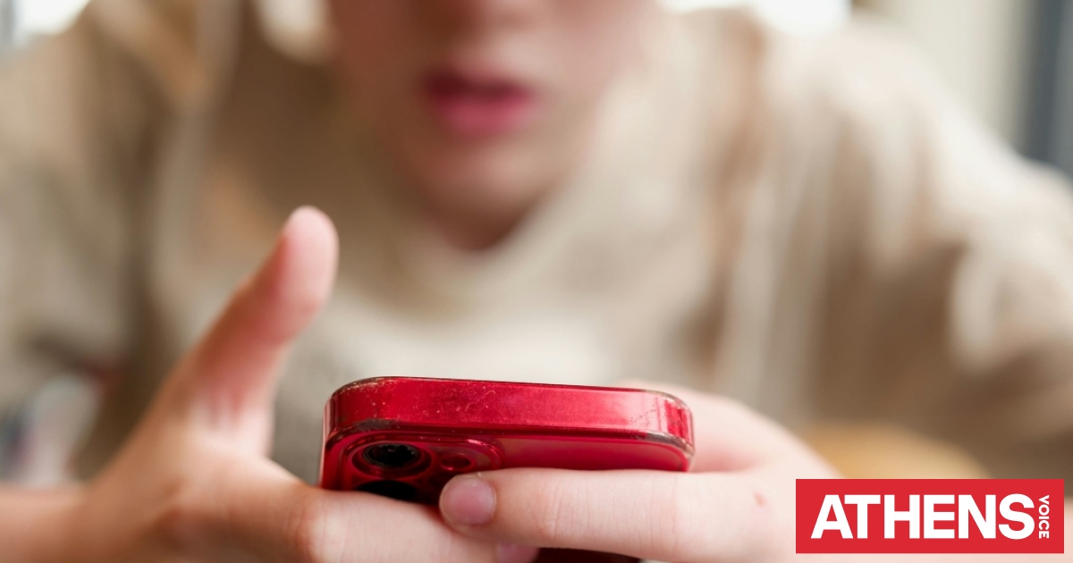 Παπαστεργίου: Πρόστιμα σε πλατφόρμες που δεν θα τηρήσουν την απαγόρευση των social media σε παιδιά