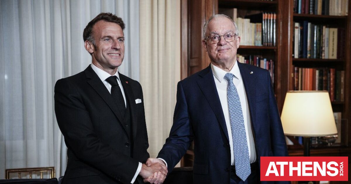 Στο Προεδρικό Μέγαρο ο Εμανουέλ Μακρόν με τη σύζυγό του Μπριζίτ - Έγιναν δεκτοί από τον Κωνσταντίνο Τασούλα